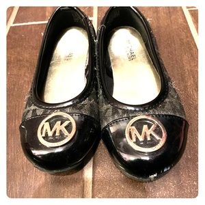 Michael Kors flats- girls 11